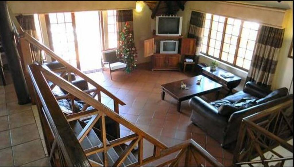Khaya La Manzi Guest Lodge Hibberdene Rum bild