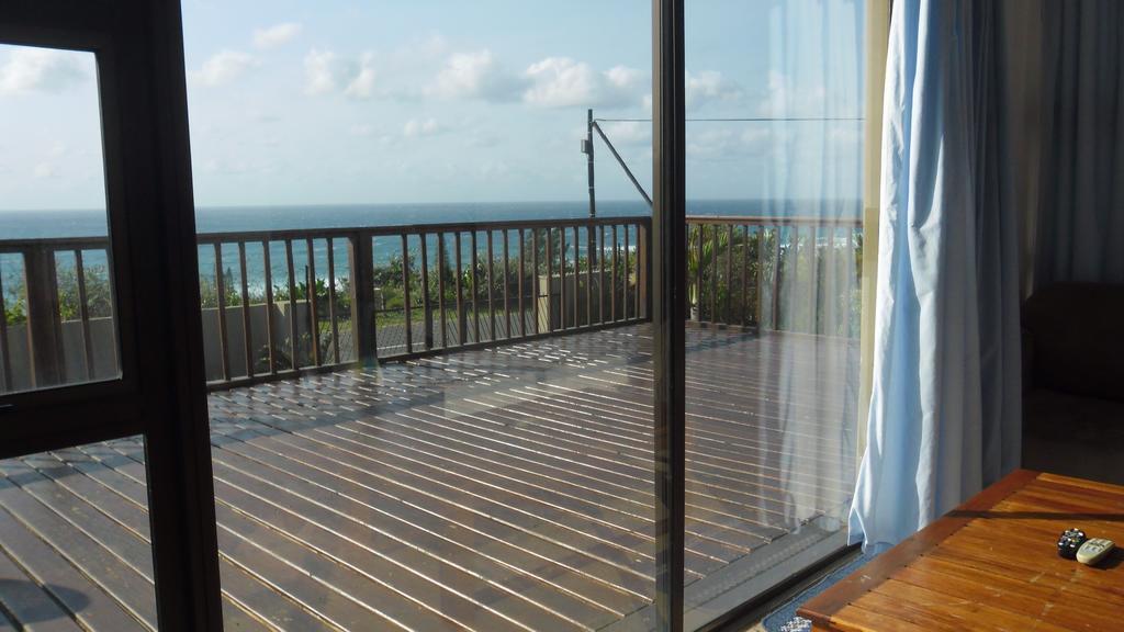 Khaya La Manzi Guest Lodge Hibberdene Rum bild