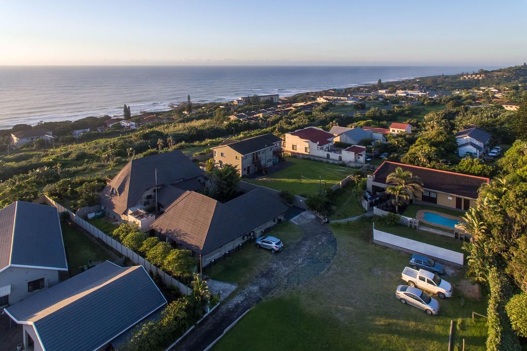 Khaya La Manzi Guest Lodge Hibberdene Exteriör bild